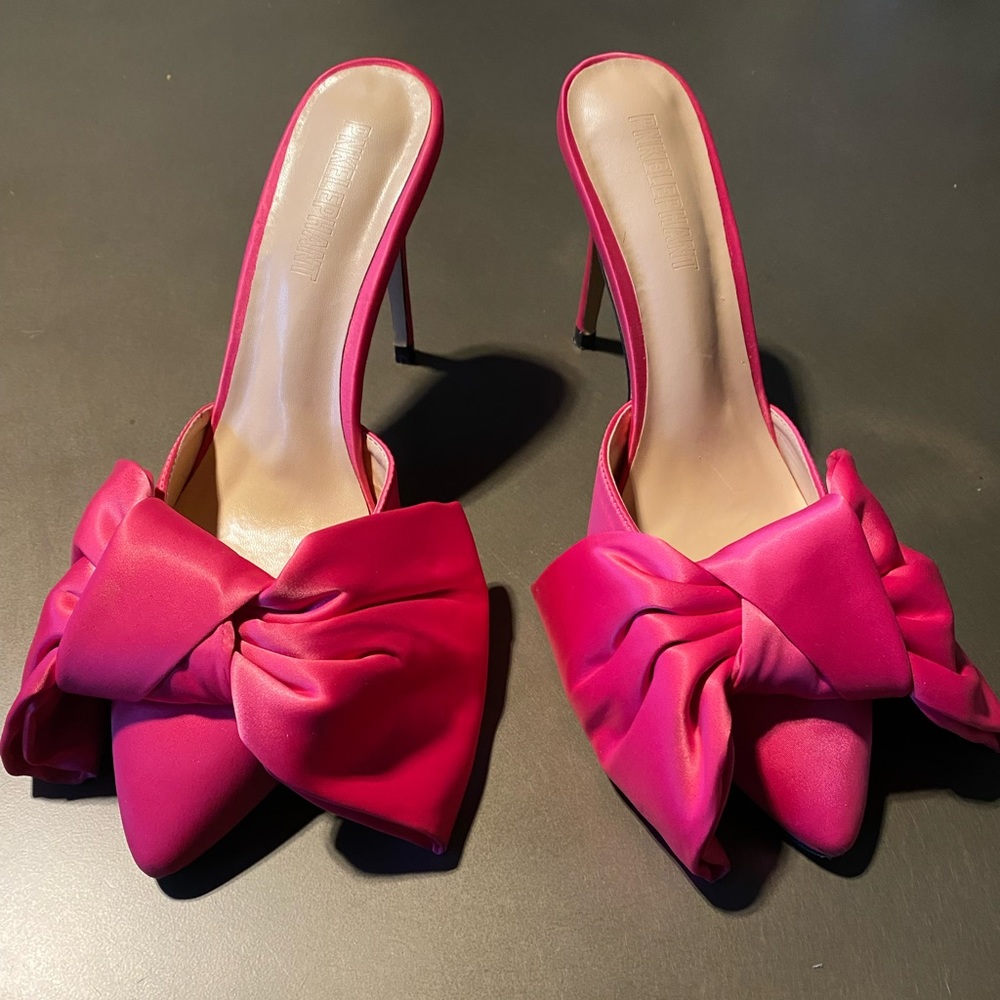ICCONIC PINK SATIN BOW MULES